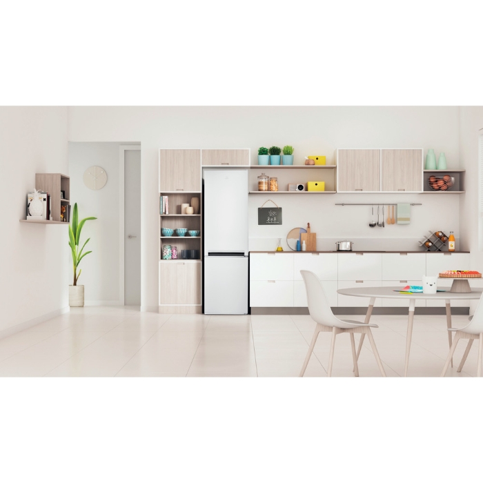 Picture of Хладилник Indesit LI9 S2E W 1 ,372 л ,Бяла