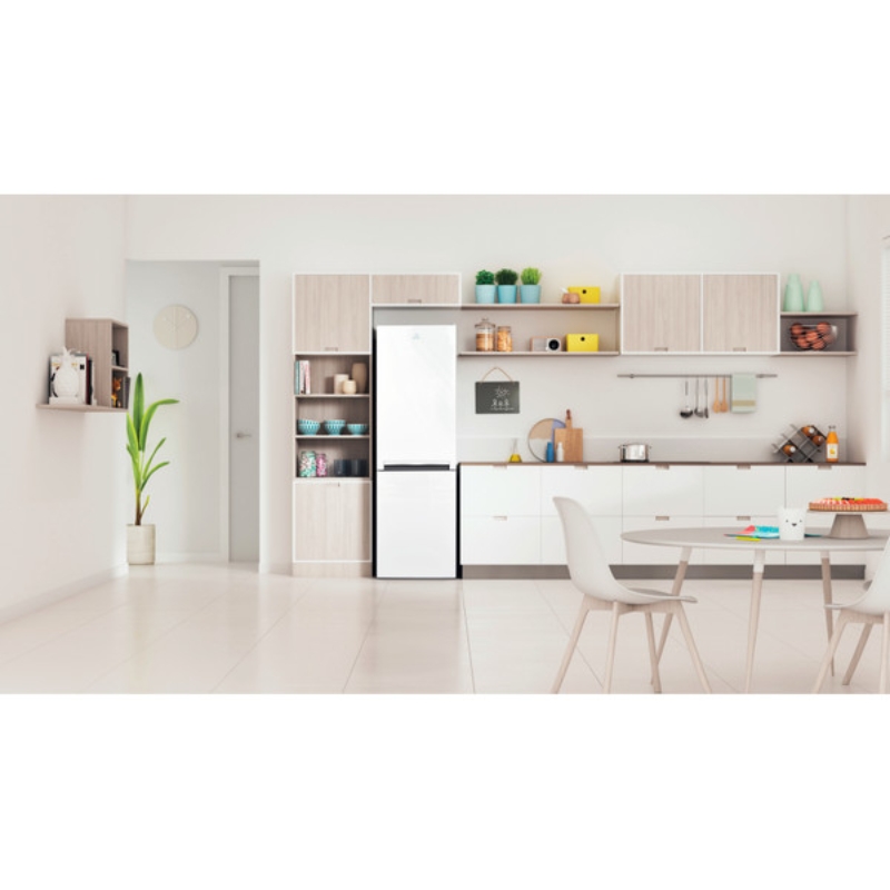 Picture of Хладилник с фризер Indesit LI8 S2E W 1 , 339 л, Бяла