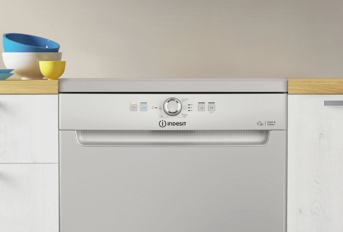 Picture of Съдомиялна машина Indesit  D2F HK26 S ,14 комплекта