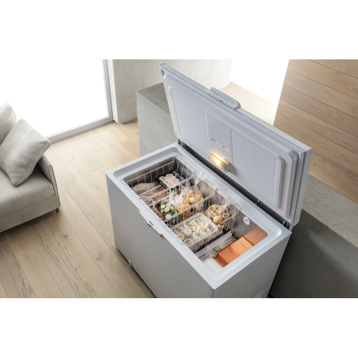 Picture of Фризер ракла  Whirlpool WHE31352 FO 2 , 315 л , Бял